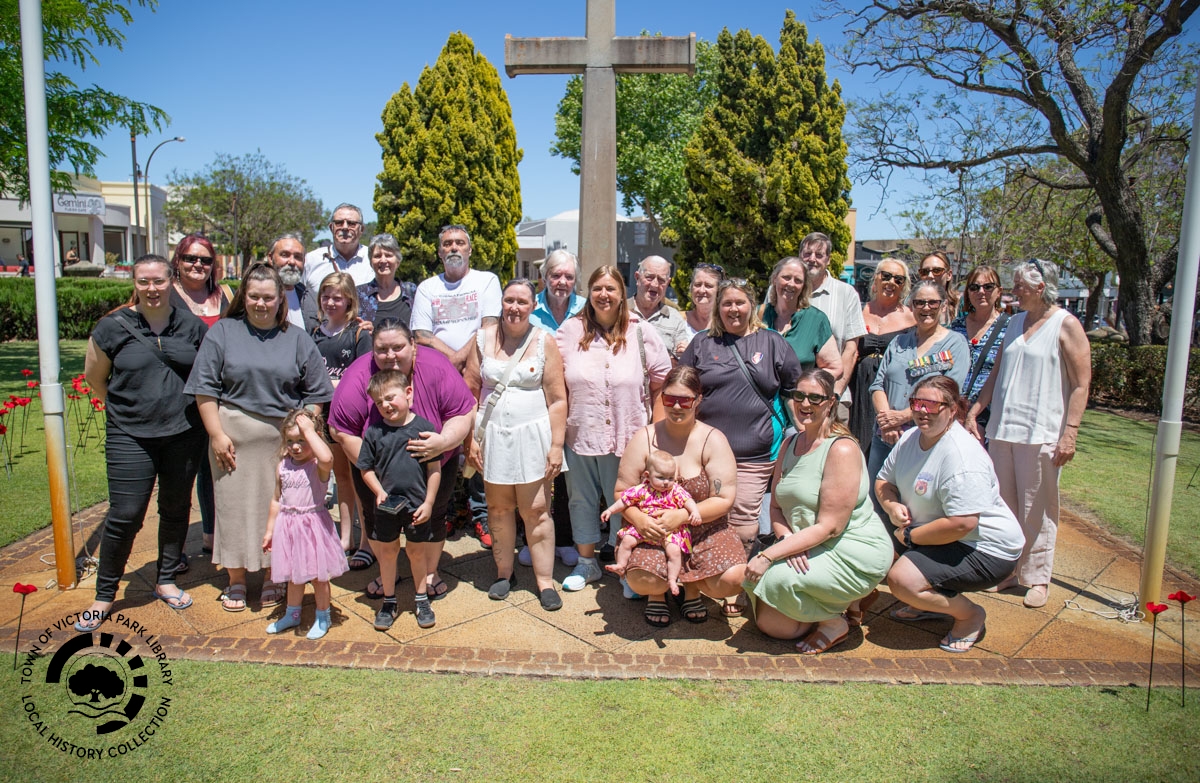 Image PH00483 17 Descendants of Lance