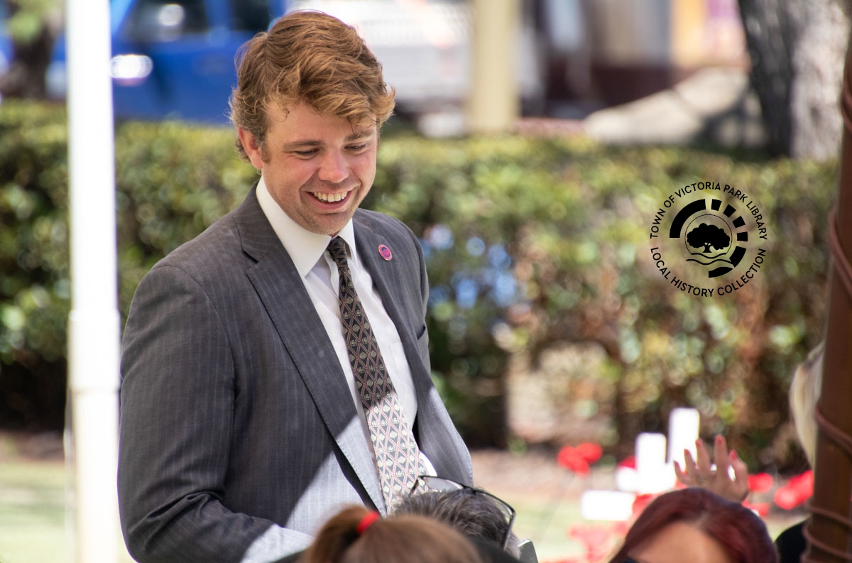 Image PH00483 34 Councillor Minson speaking