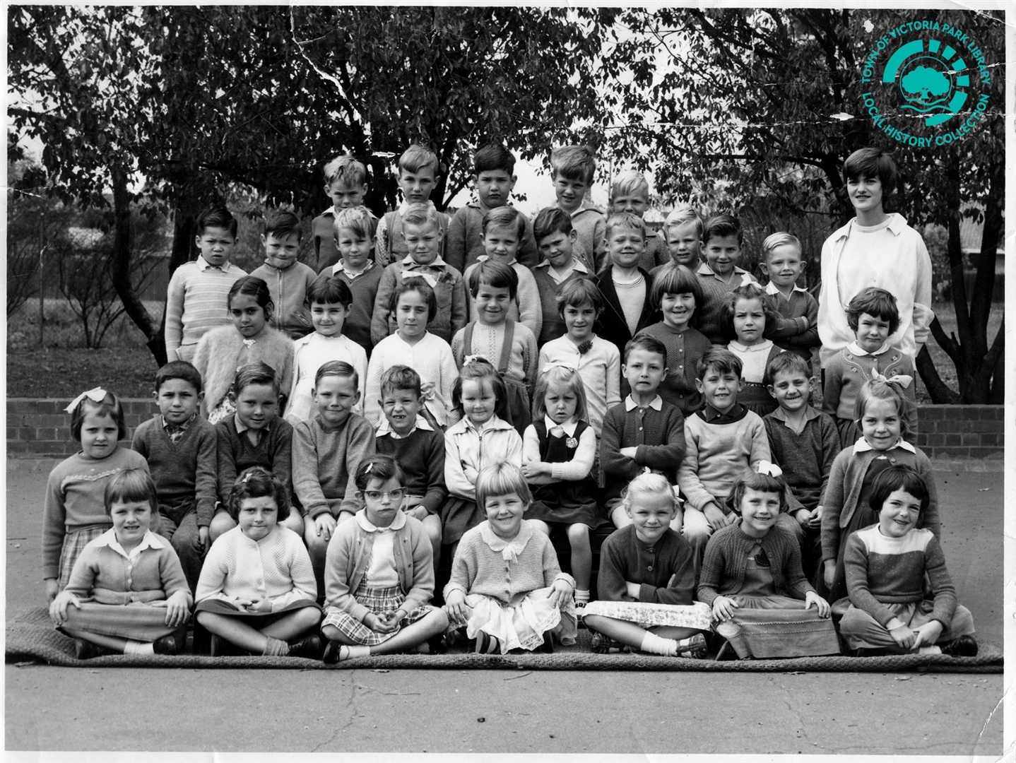 PH00043-16 Kaye Stewart Grade 1 East Victoria Park class photo, 1962 Image