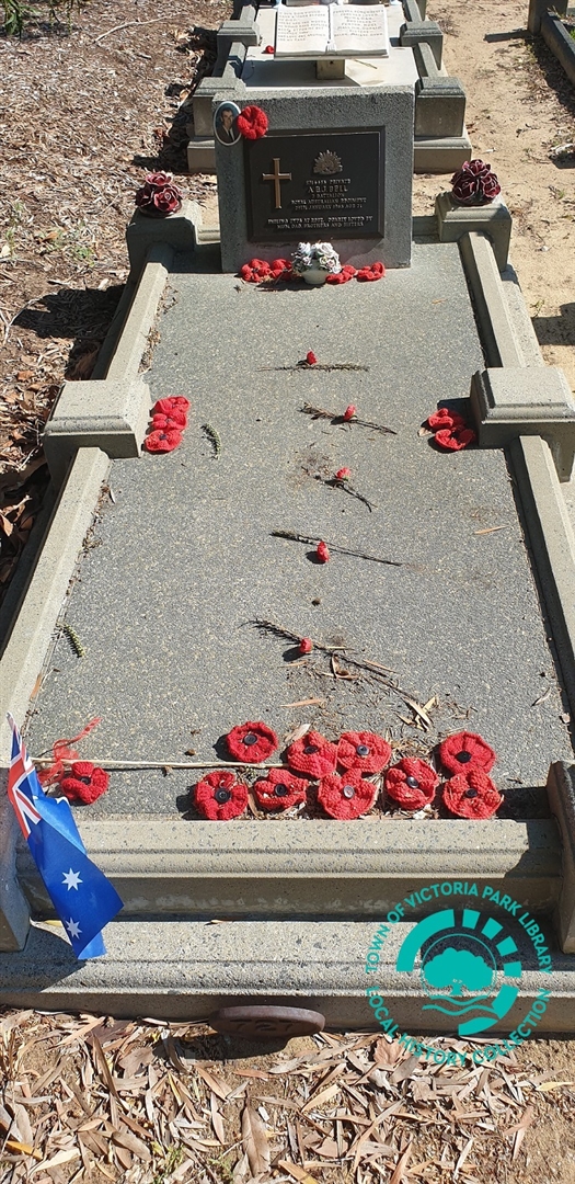 PH00049-01 Grave of Private A. E. J. Bell, Karrakata Cemetery Image